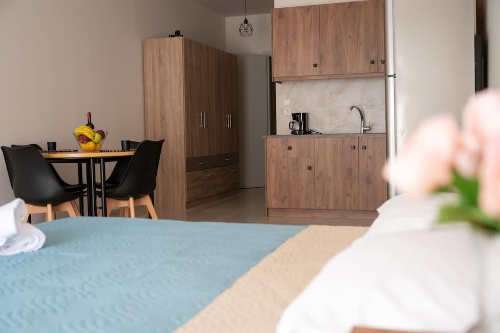Anesis Airport Rooms 204 Koropion Ngoại thất bức ảnh